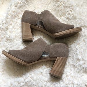 eileen fisher nikki peep toe sandal